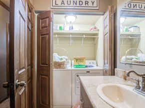 8123 Tareyton Lane, Houston TX 77075