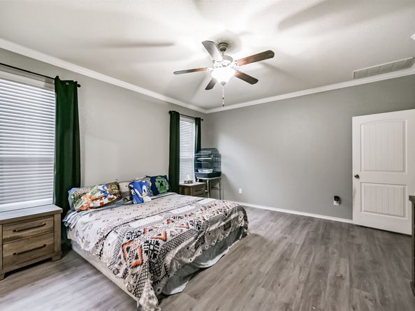 14002 Willowshire Lane, Houston TX 77014