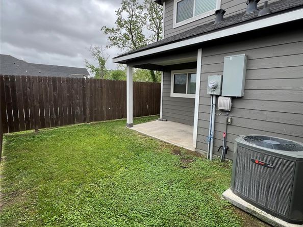 6501 Osprey Drive A/B, Houston TX 77048