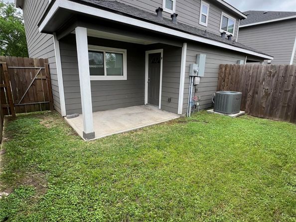 6501 Osprey Drive A/B, Houston TX 77048