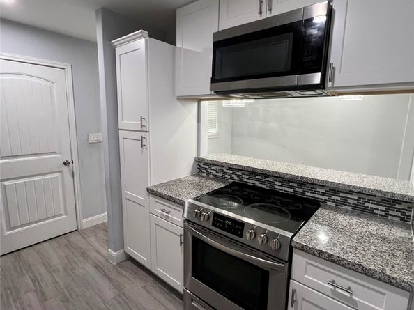 6501 Osprey Drive A/B, Houston TX 77048