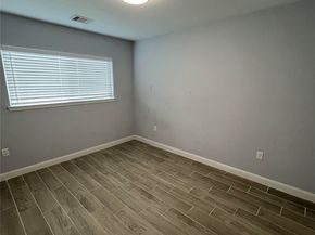 6501 Osprey Drive A/B, Houston TX 77048