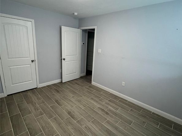 6501 Osprey Drive A/B, Houston TX 77048