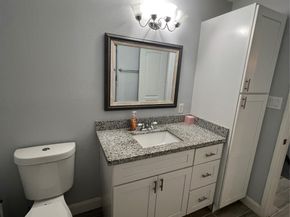 6501 Osprey Drive A/B, Houston TX 77048