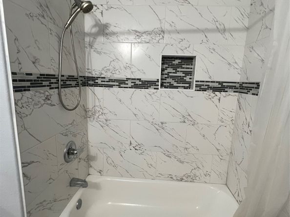 6501 Osprey Drive A/B, Houston TX 77048