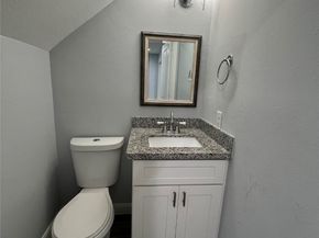 6501 Osprey Drive A/B, Houston TX 77048