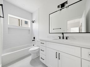 7723B Hammerly Boulevard, Houston TX 77055