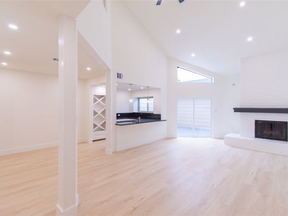 727 Bunker Hill Road 43, Houston TX 77024