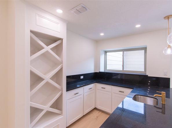 727 Bunker Hill Road 43, Houston TX 77024