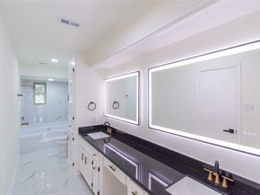 727 Bunker Hill Road 43, Houston TX 77024