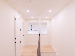 727 Bunker Hill Road 43, Houston TX 77024