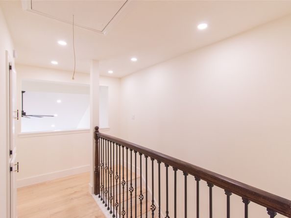 727 Bunker Hill Road 43, Houston TX 77024