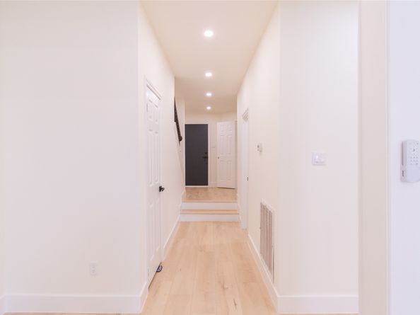 727 Bunker Hill Road 43, Houston TX 77024