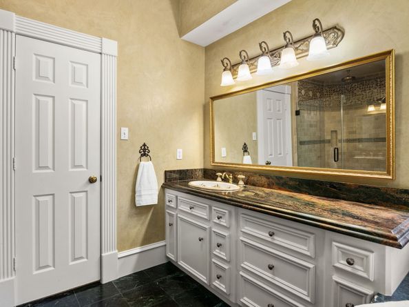 2031 Pecan Trail Drive, Richmond TX 77406