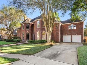 2031 Pecan Trail Drive, Richmond TX 77406