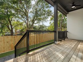 5002 Sunbeam Street, Houston TX 77033