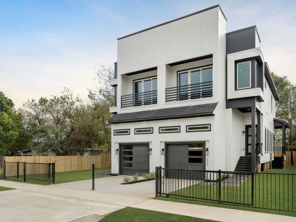 5002 Sunbeam Street, Houston TX 77033