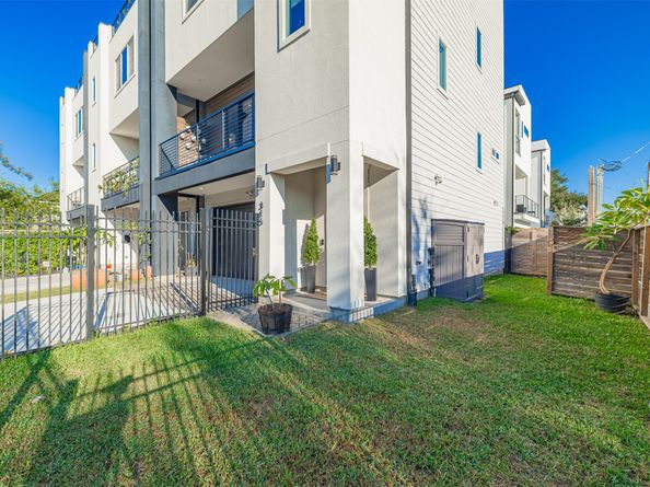 315 Middleton Street, Houston TX 77003