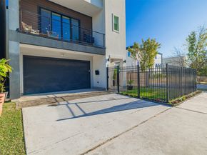 315 Middleton Street, Houston TX 77003