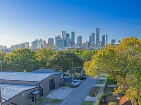 315 Middleton Street, Houston TX 77003