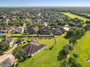 3108 Autumn Harvest Drive, Friendswood TX 77546