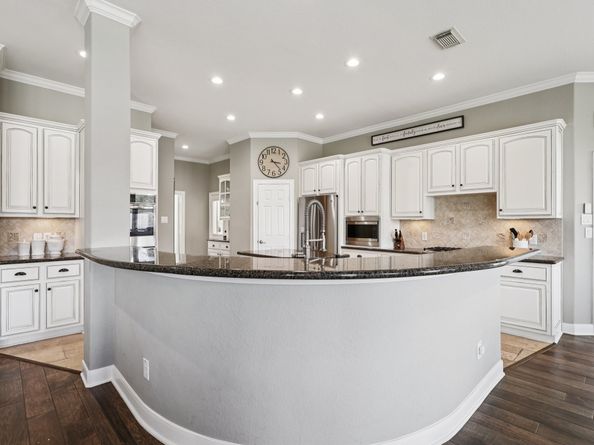 3108 Autumn Harvest Drive, Friendswood TX 77546