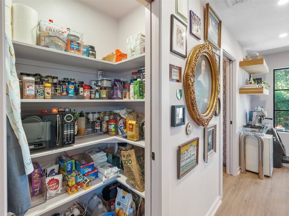 805 E 36th Street, Houston TX 77022