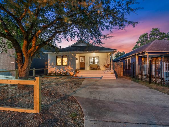 805 E 36th Street, Houston TX 77022