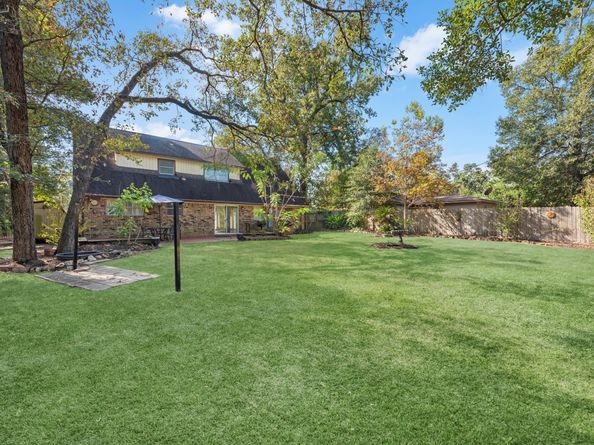 412 Northwood Drive, Conroe TX 77303