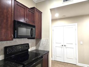 1900 Genesee Street 207, Houston TX 77006
