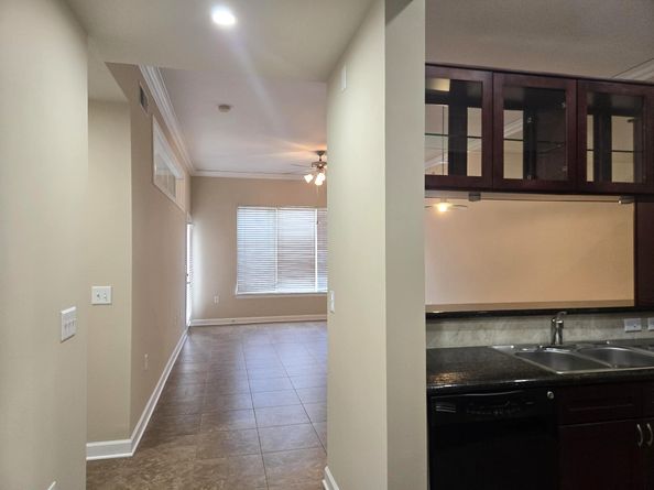 1900 Genesee Street 207, Houston TX 77006