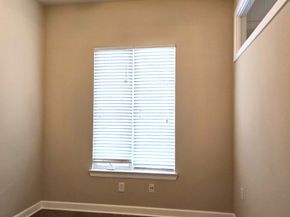 1900 Genesee Street 207, Houston TX 77006
