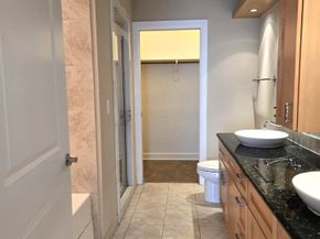 1900 Genesee Street 207, Houston TX 77006