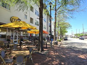 1900 Genesee Street 207, Houston TX 77006