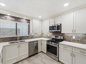 2018 Old Dixie Drive, Richmond TX 77406