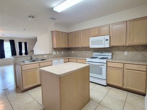 5007 Fair Oak Dale Lane, Humble TX 77346