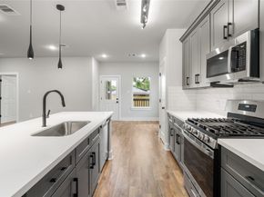 10301 Ashville Drive, Houston TX 77051