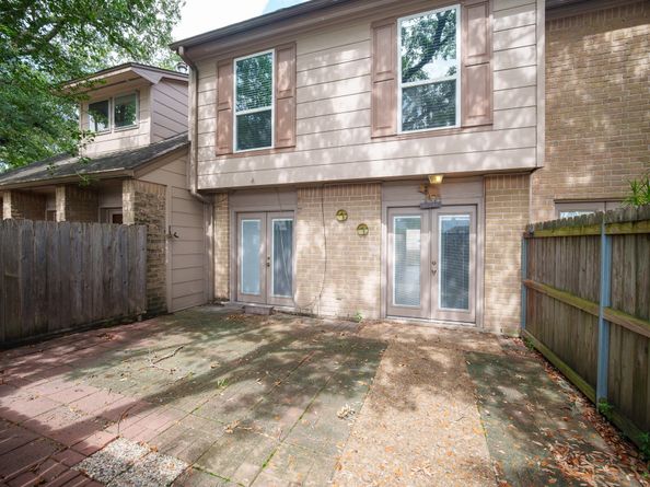 5830 Langfield Road 5830, Houston TX 77092