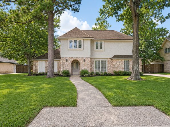 11711 Gardenglen Drive, Houston TX 77070