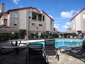 10855 Meadowglen Lane 601, Houston TX 77042