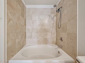 3505 Sage 115, Houston TX 77056