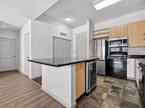 3505 Sage 115, Houston TX 77056