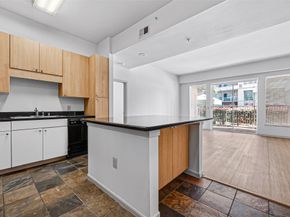 3505 Sage 115, Houston TX 77056