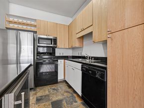 3505 Sage 115, Houston TX 77056