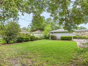 11407 Valley Spring Drive, Houston TX 77043