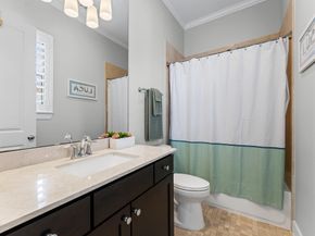 1209 W 24th Street B, Houston TX 77008