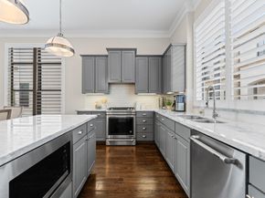 1209 W 24th Street B, Houston TX 77008