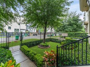 1209 W 24th Street B, Houston TX 77008