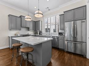 1209 W 24th Street B, Houston TX 77008