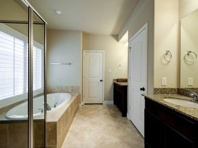16814 Kilgarth Drive, Richmond TX 77407